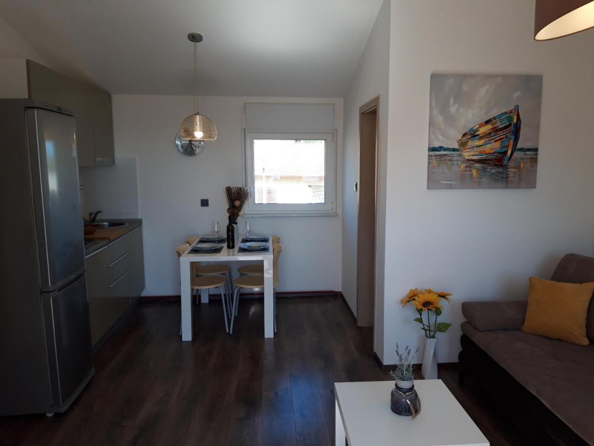 פאז'אנה Apartments Pineta Franko מראה חיצוני תמונה